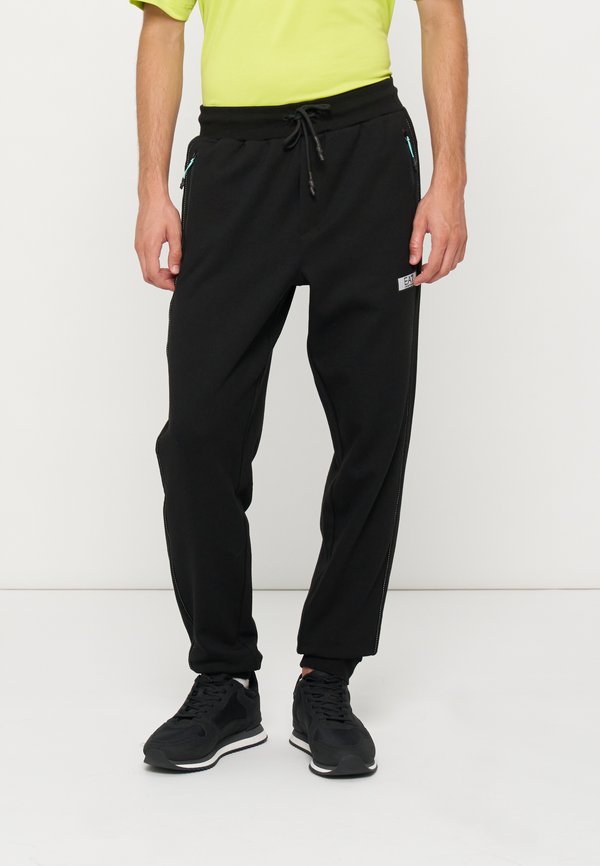 EA7 Emporio Armani