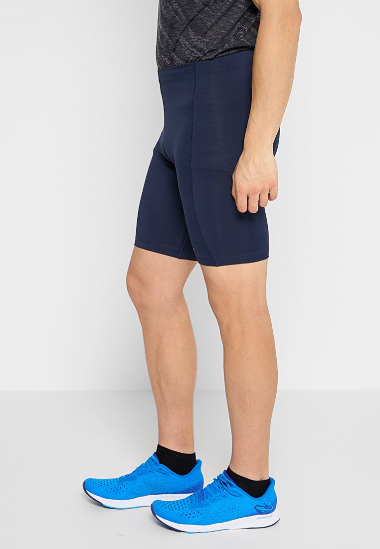 ODLO ESSENTIAL
