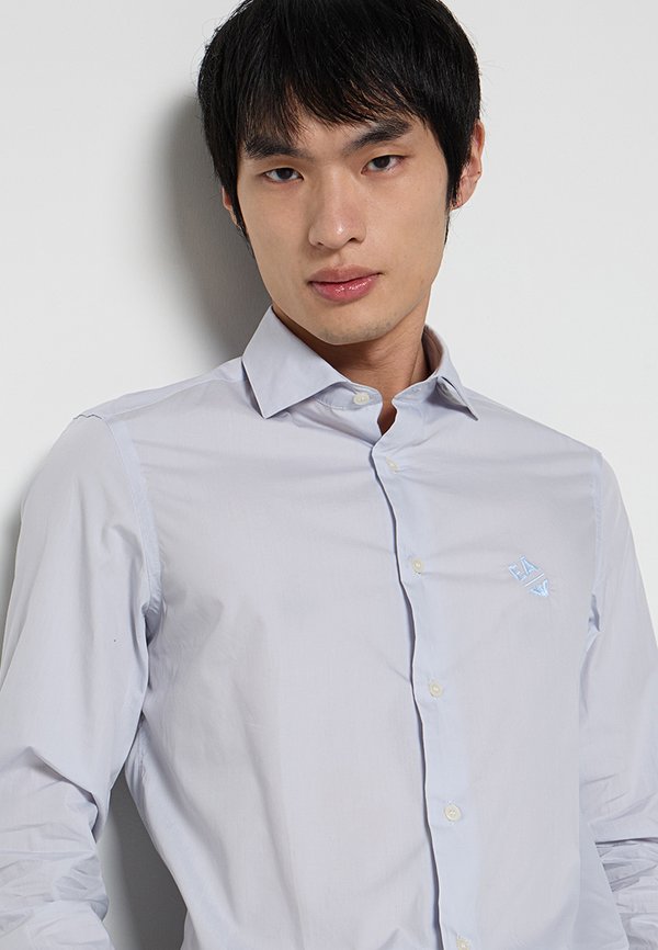 Emporio Armani REGULAR FIT