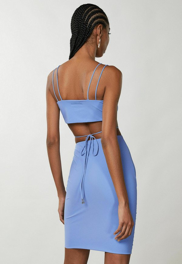 Patrizia Pepe ESSENTIAL CUT OUT