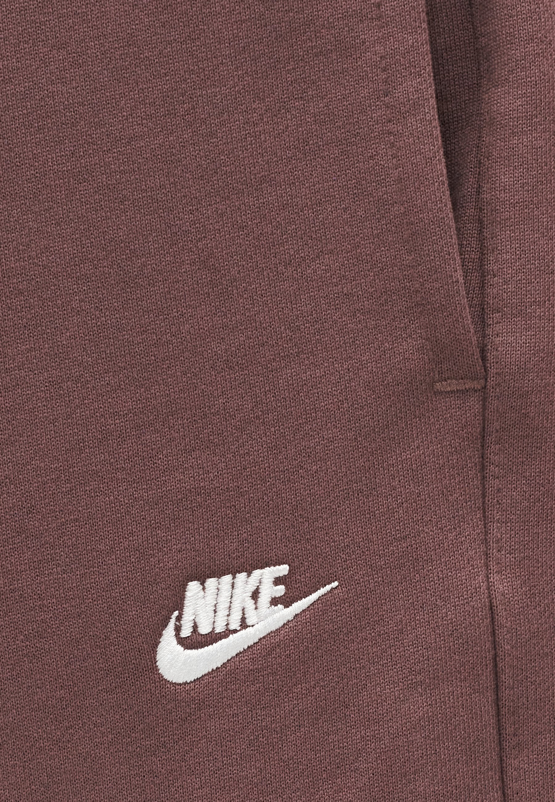 Nike Sportswear CLUB