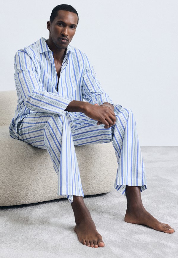 Calvin Klein Underwear SET  - Pyjama set - white/royalty