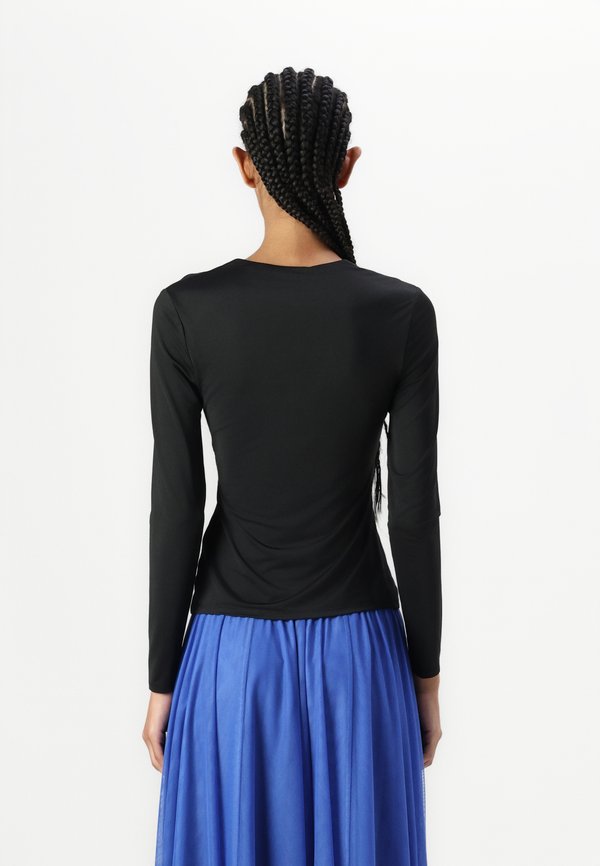MARCIANO BY GUESS IZZIE
