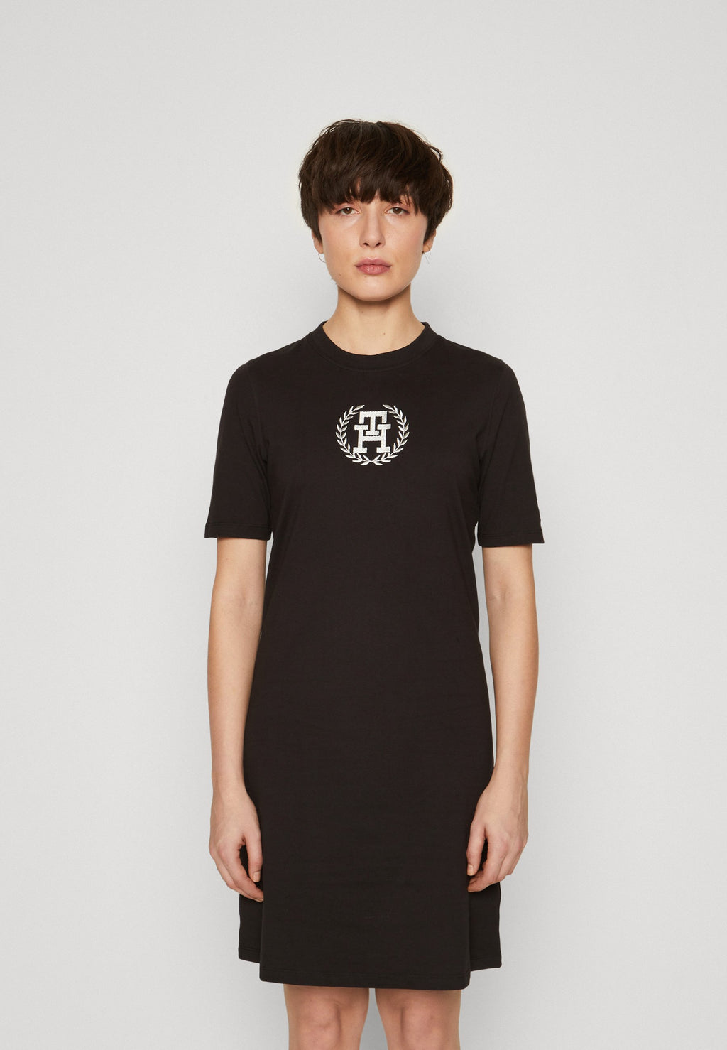 LAUREL TEE DRESS Media 3