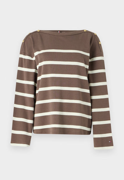 BUTTON BOAT TEE