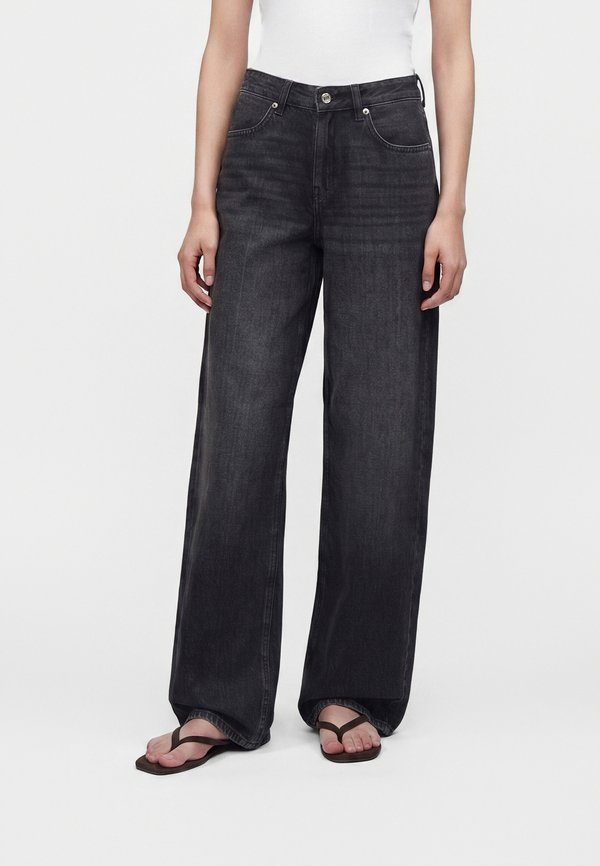 ONLY ONLTOLEDO - Relaxed fit jeans - black denim