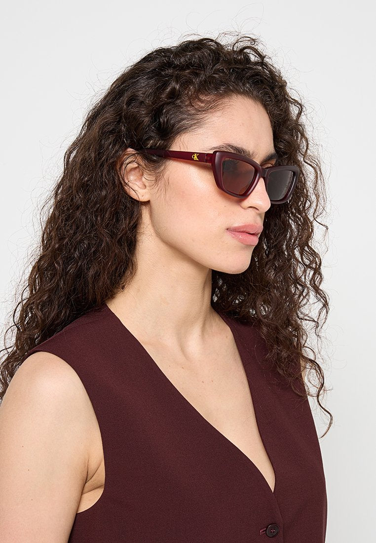 Calvin Klein Jeans Sonnenbrille Media 2