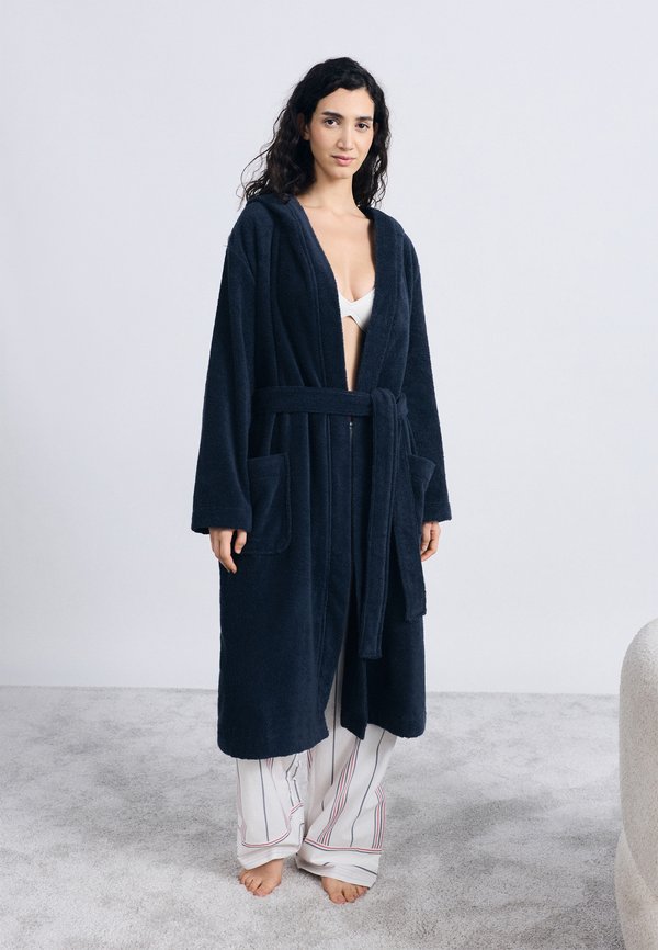 Tommy Hilfiger ESSENTIAL FLAG EMBROIDERY HOODED BATHROBE