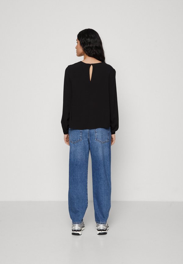 Vero Moda Petite VMLILOU O NECK DETAIL