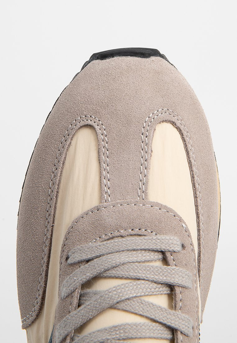 Victoria Shoes COSMOS RETRO