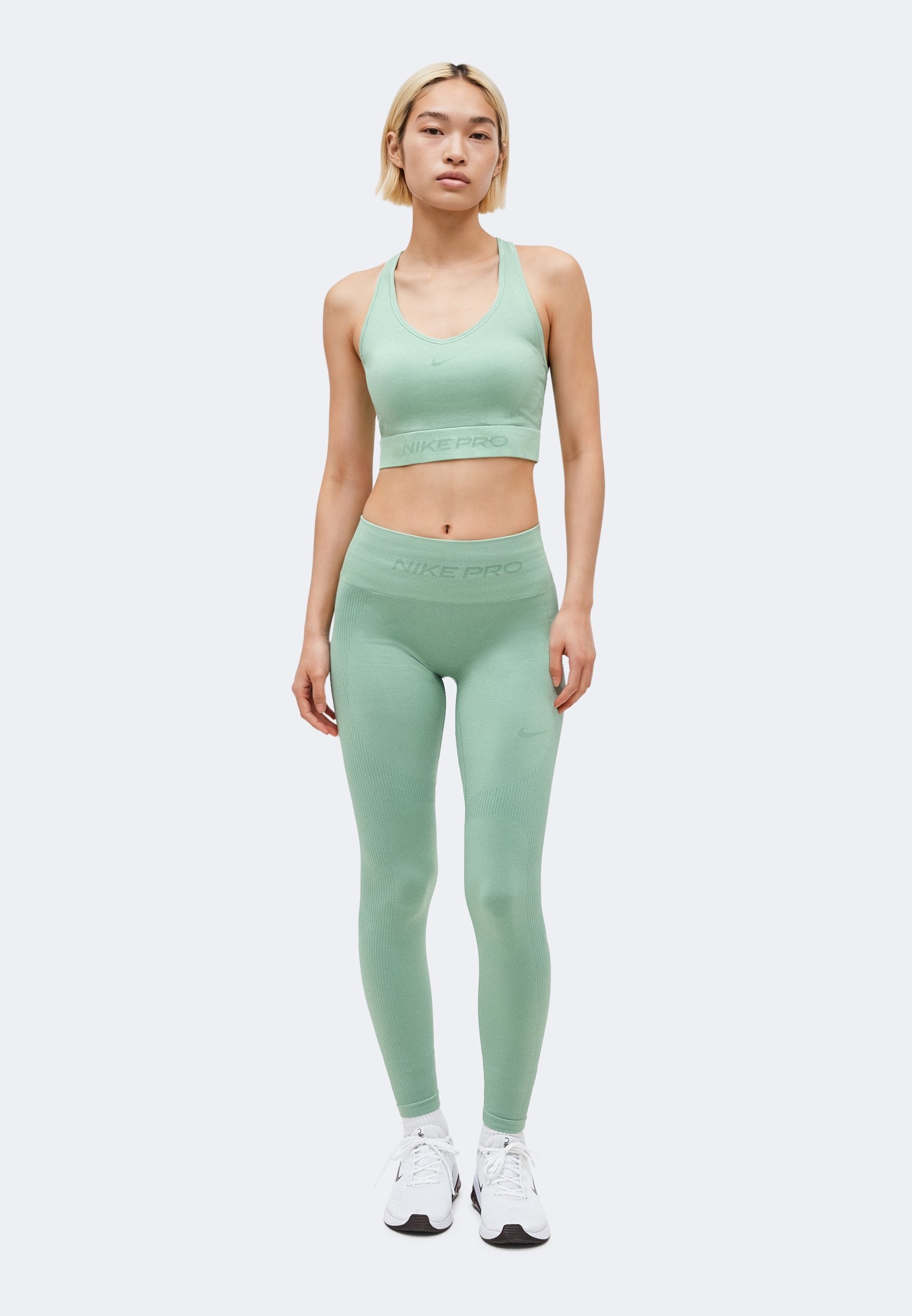 Nike Performance