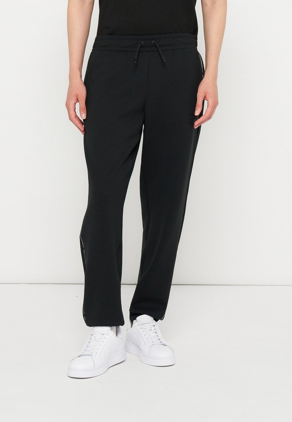 EA7 Emporio Armani