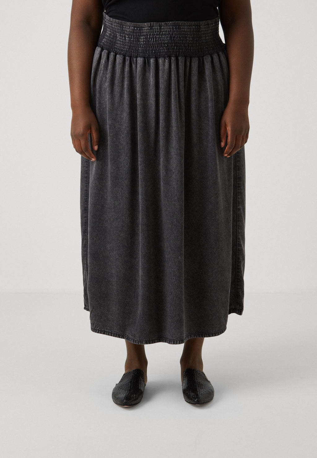 CARBAHA LONG SMOCK SKIRT Media 3