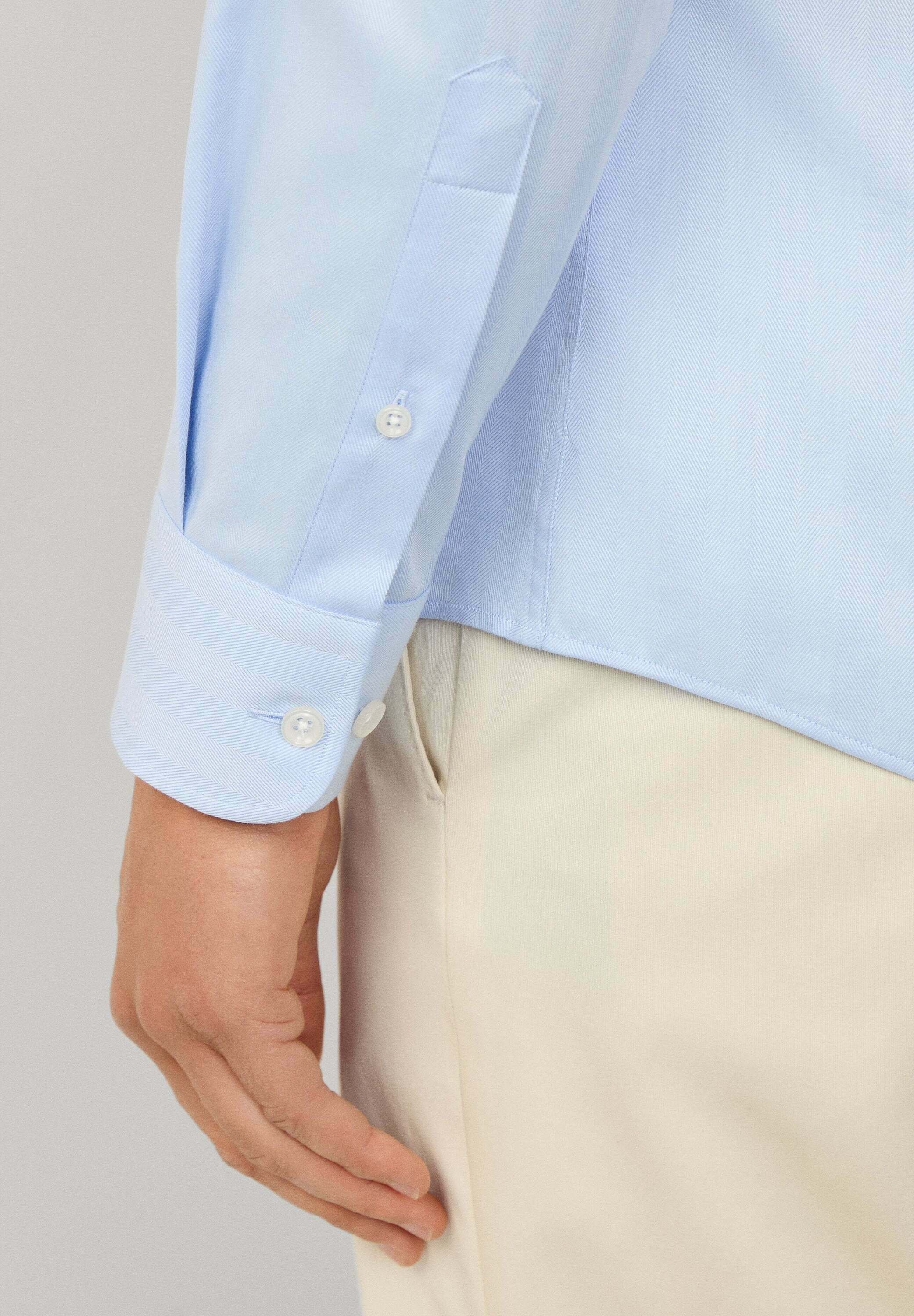 Hackett London