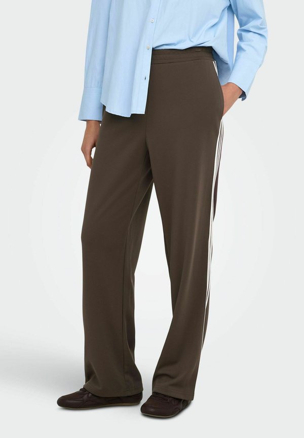 ONLY TROUSERS ONLCAYLA REGULAR FIT TROUSERS - Tracksuit bottoms - bracken