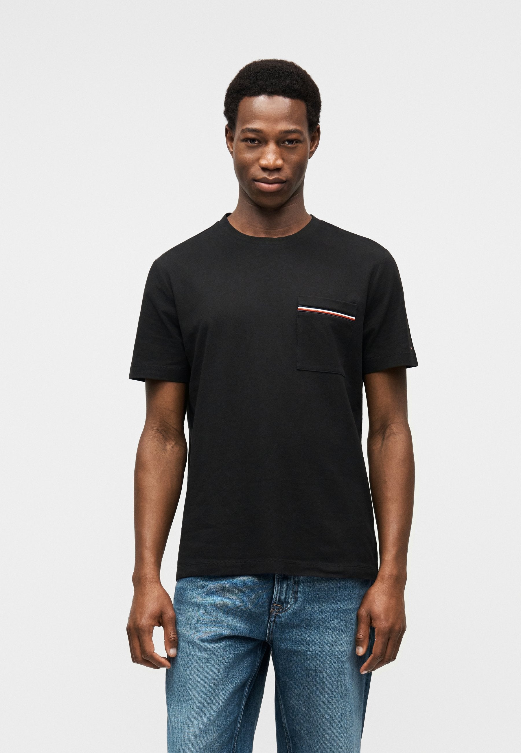 GLOBAL STRIPE POCKET PIQUE JERSEY T-SHIRT Media 3