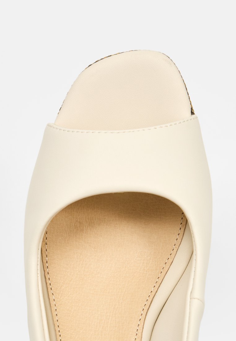 U.S. Polo Assn. ALYSSA