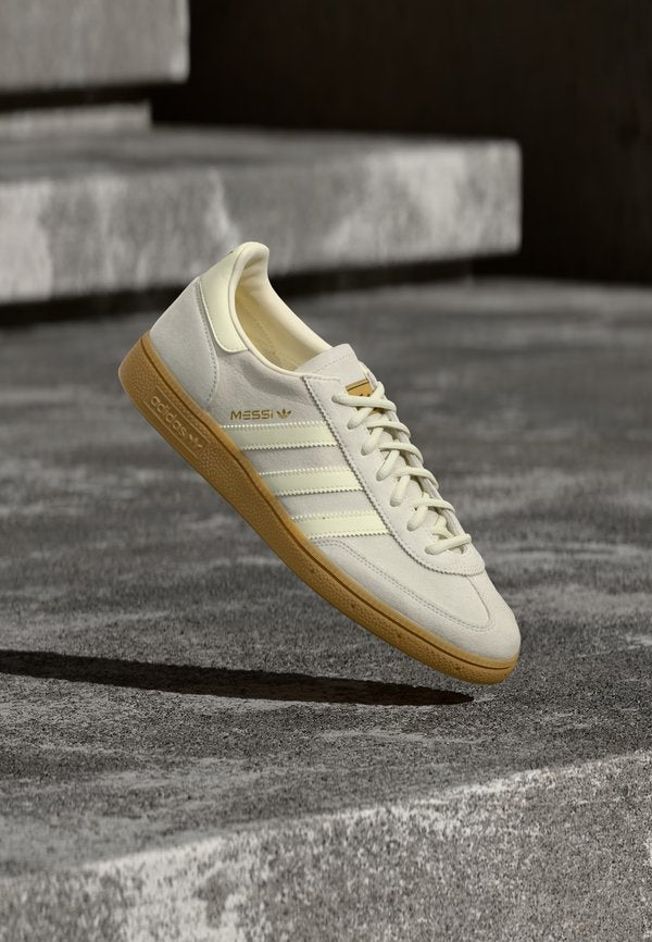adidas Originals HANDBALL SPEZIAL MESSI - Trainers - ivory/gold-coloured metallic