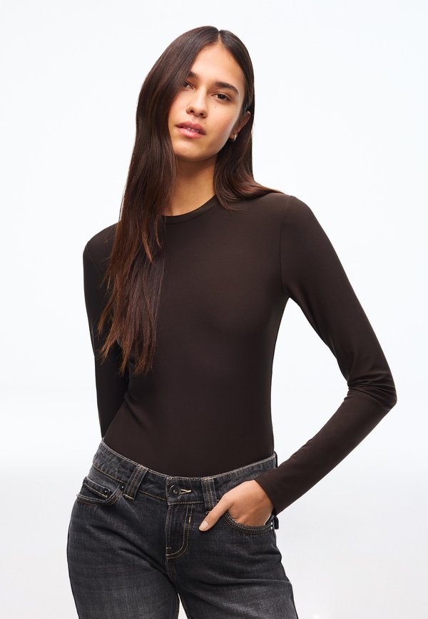 Bershka LONG-SLEEVED BODYSUIT - Long sleeved top - brown