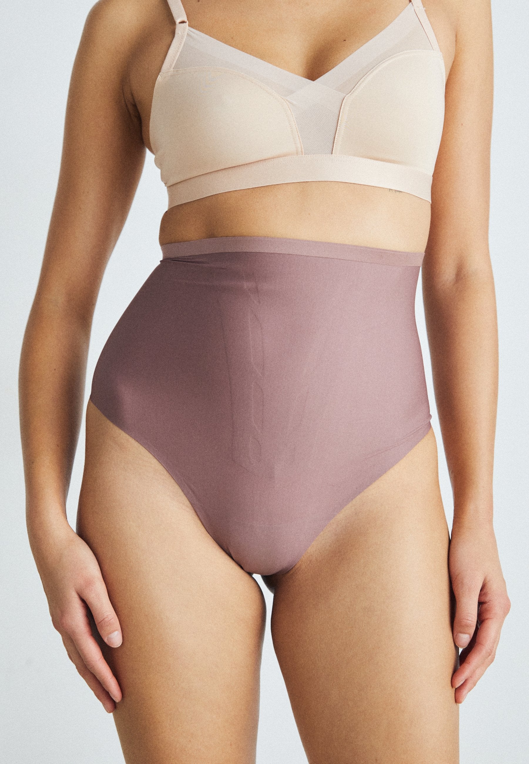 Triumph MY LIGHT SENSATION HIGHWAIST