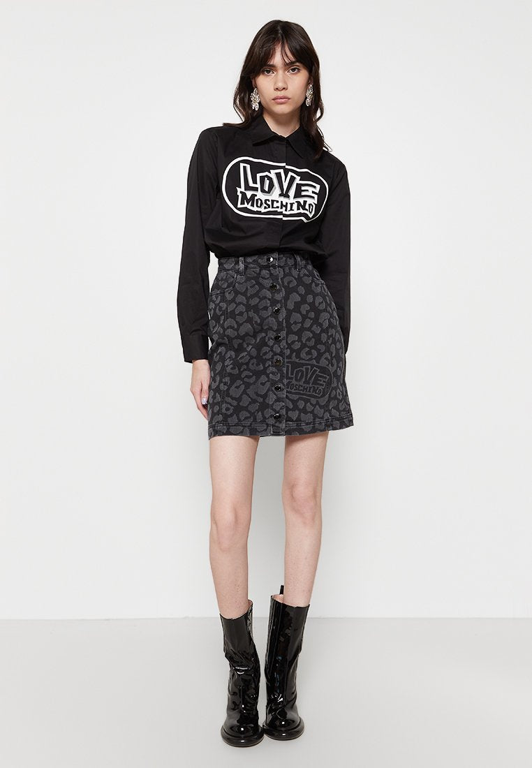 Love Moschino