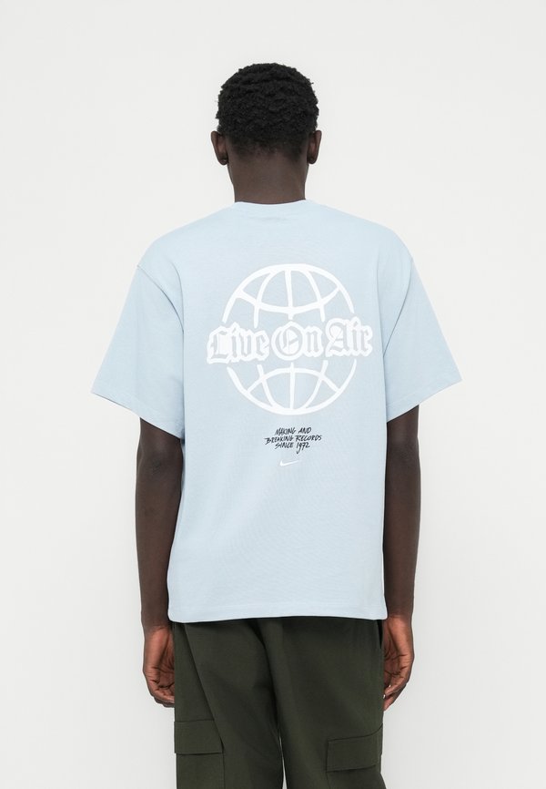 Nike Sportswear SOLO TEE UNISEX - Print T-shirt - light armory blue