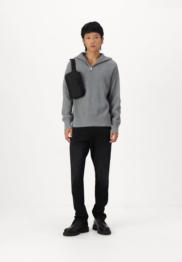 Selected SLHDRY HALF ZIP