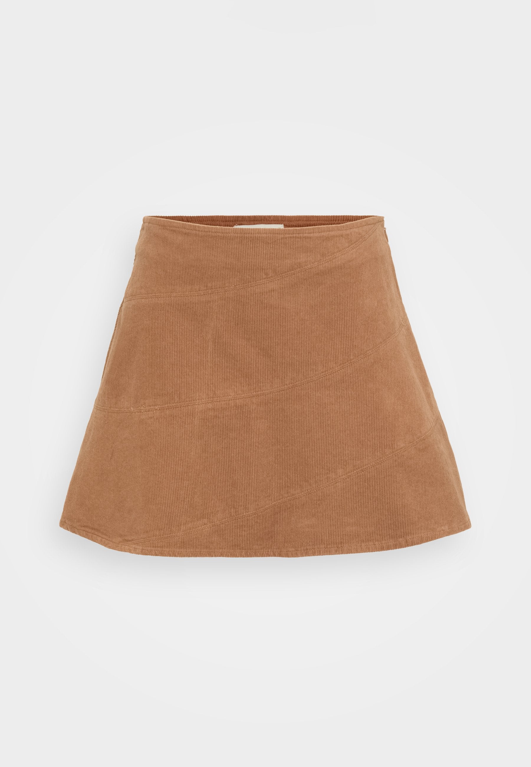 Brauner Cord-Minirock mit ausgestelltem Design, diagonal genähten Nähten und glatter Textur. Flacher Bund oben.