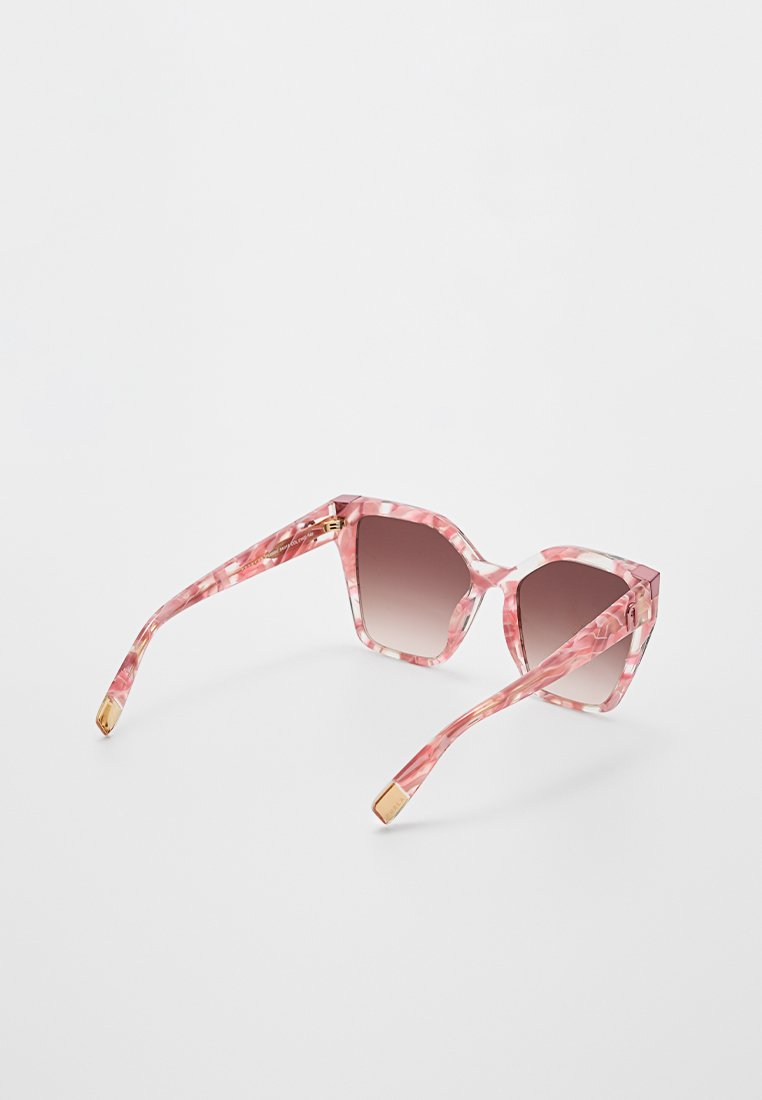Furla