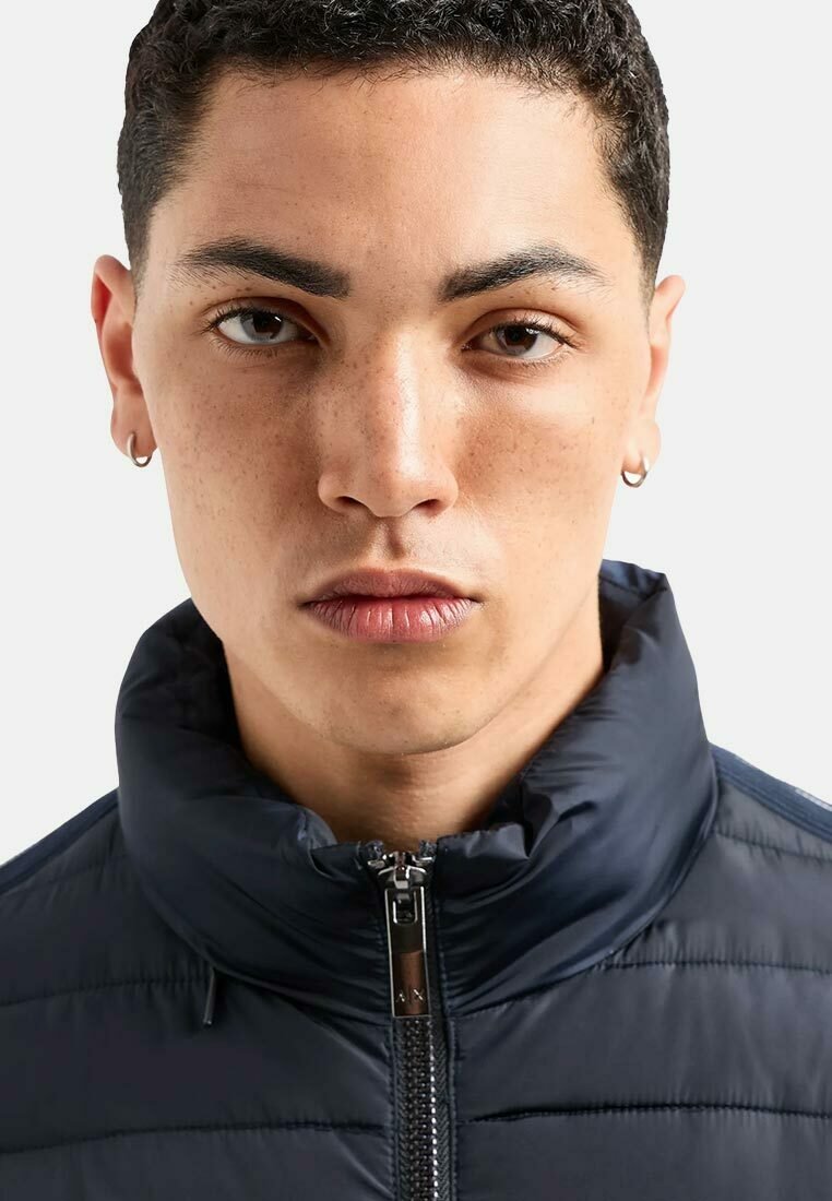 Armani Exchange Übergangsjacke Media 5
