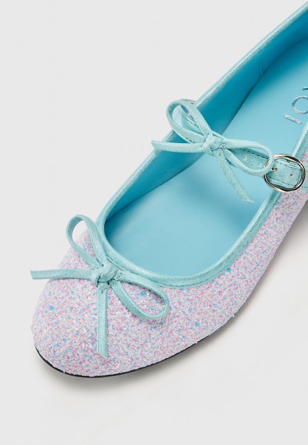 Koi Footwear TWINKLES GLITTERY