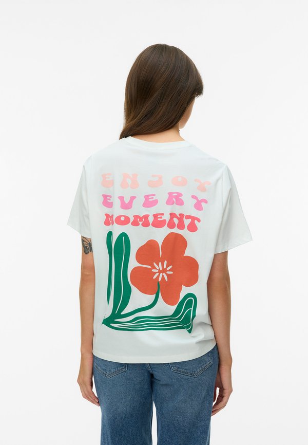 Vero Moda VMMARIANE CATY BOX - Print T-shirt - snow white
