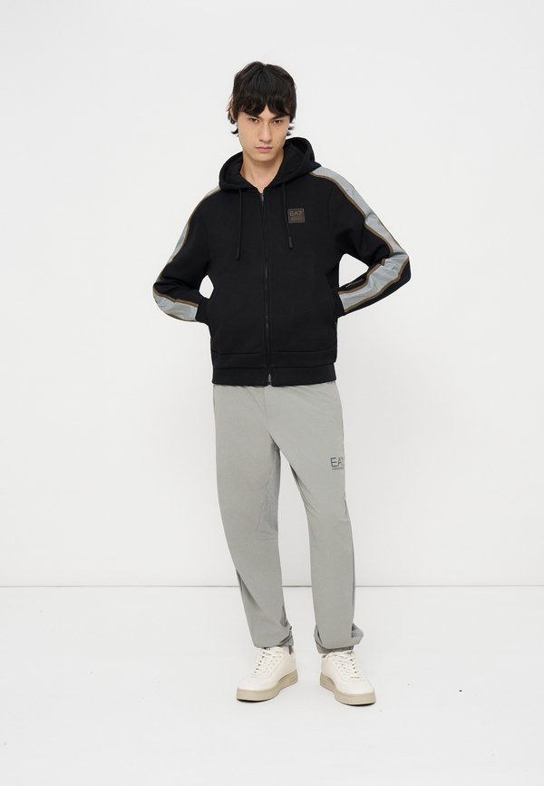 EA7 Emporio Armani