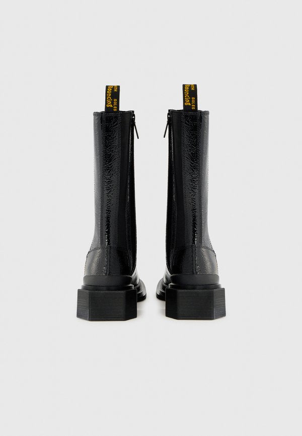 Dr. Martens MAYBOLE HI