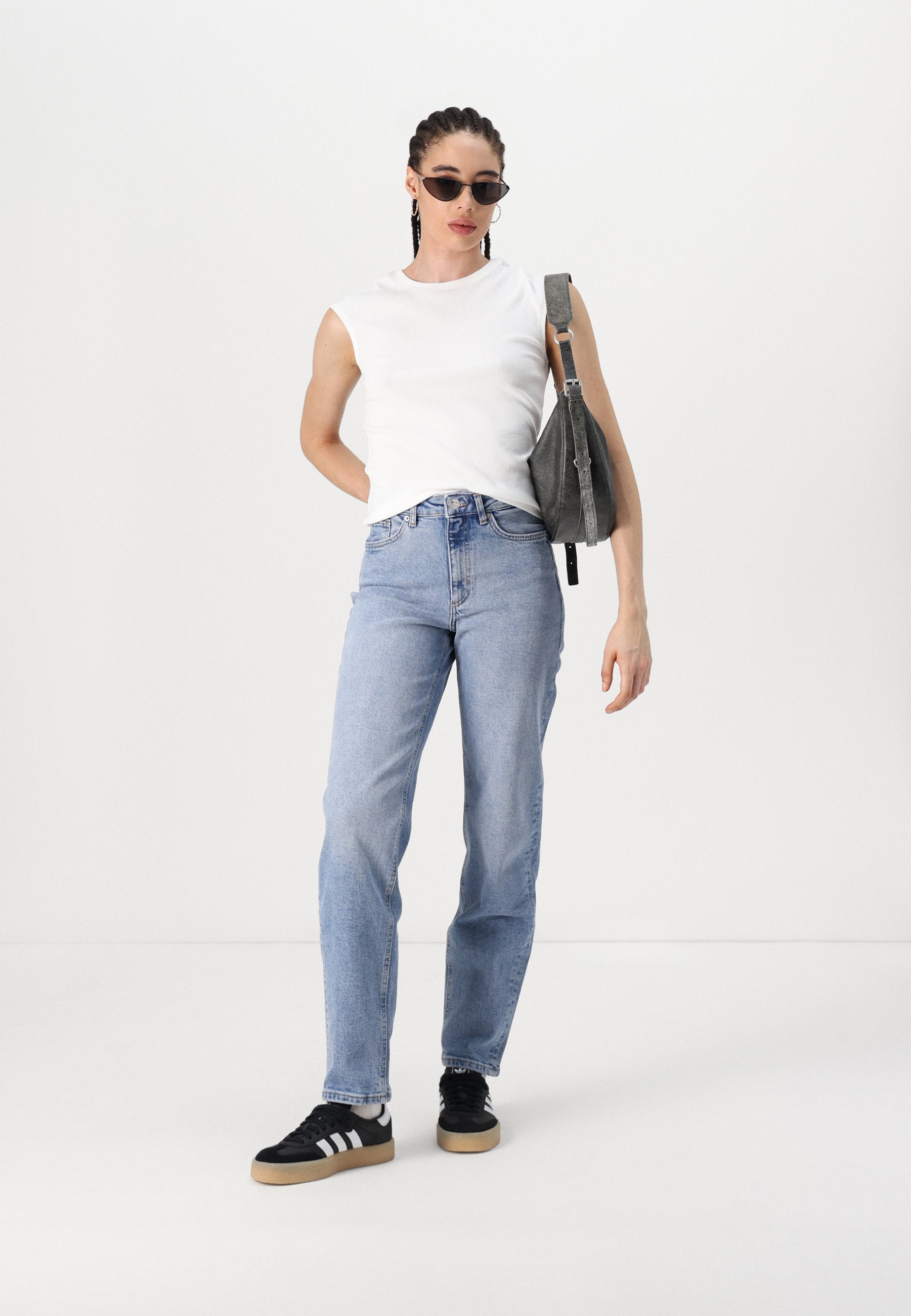 Mom fit ONLJUICY High waist Media 2