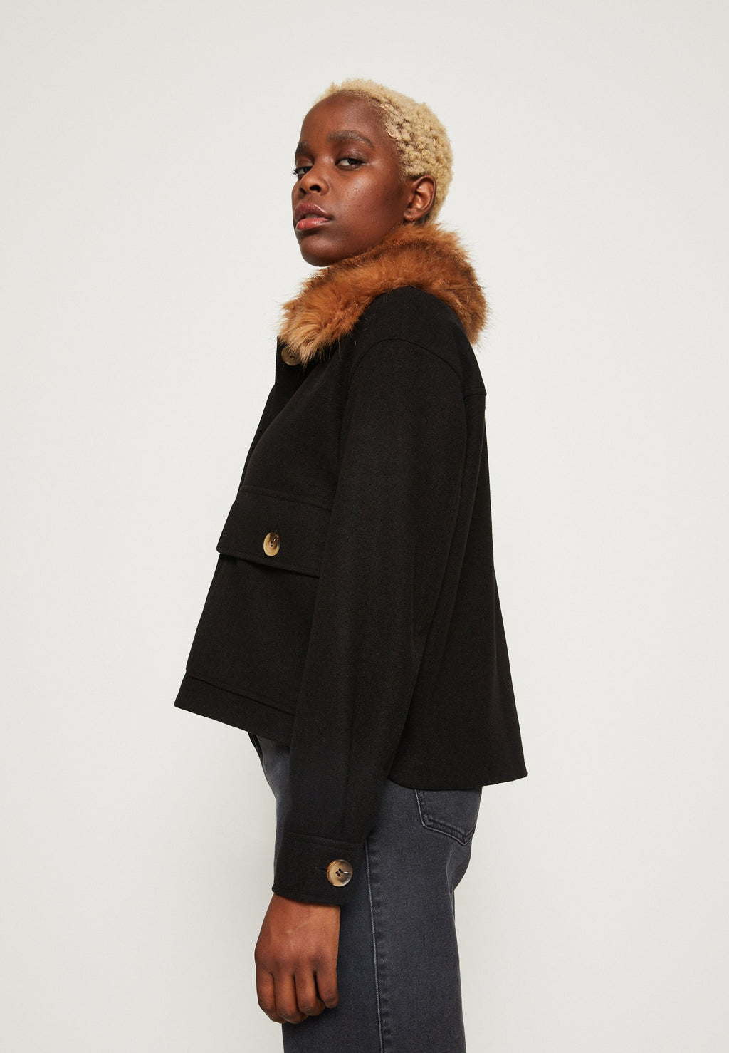 ONLEMMA SHORT FUR SHACKET Media 5