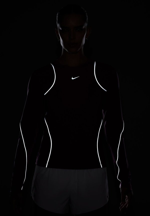 Nike Performance RUN