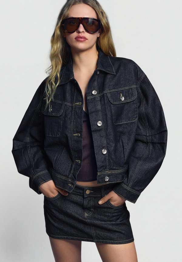 Bershka CROPPED BALLOON DENIM JACKET 00888180 - Denim jacket - royal blue
