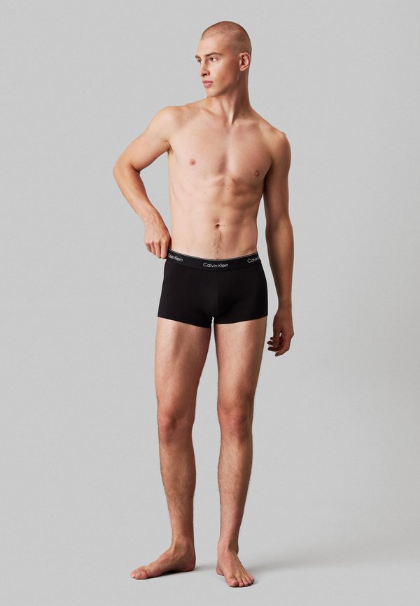 Calvin Klein Underwear LOW RISE TRUNK ICON COTTON STRETCH 5 PACK - Trunks - black