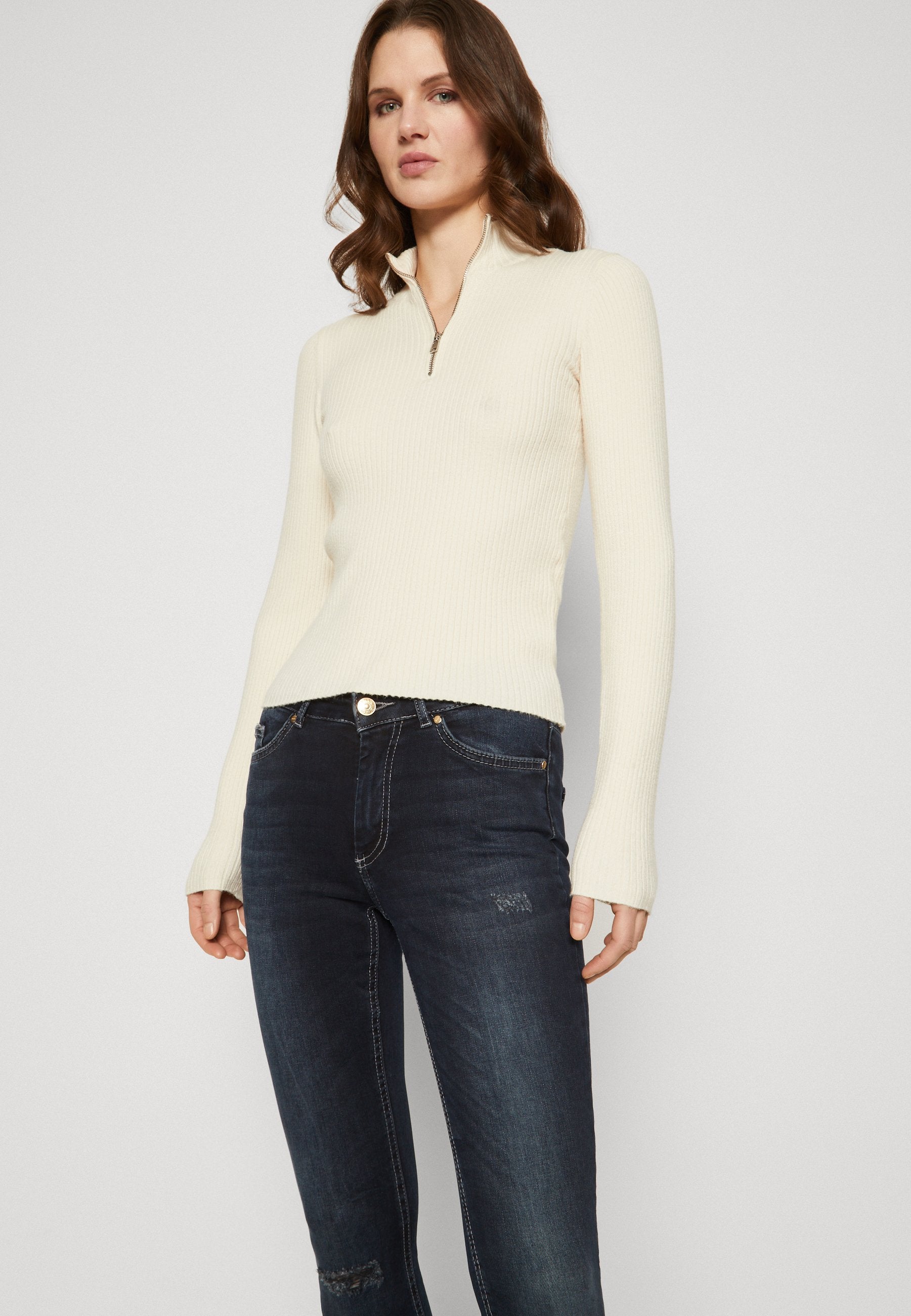 ONLBLUSH MID WAIST Media 5