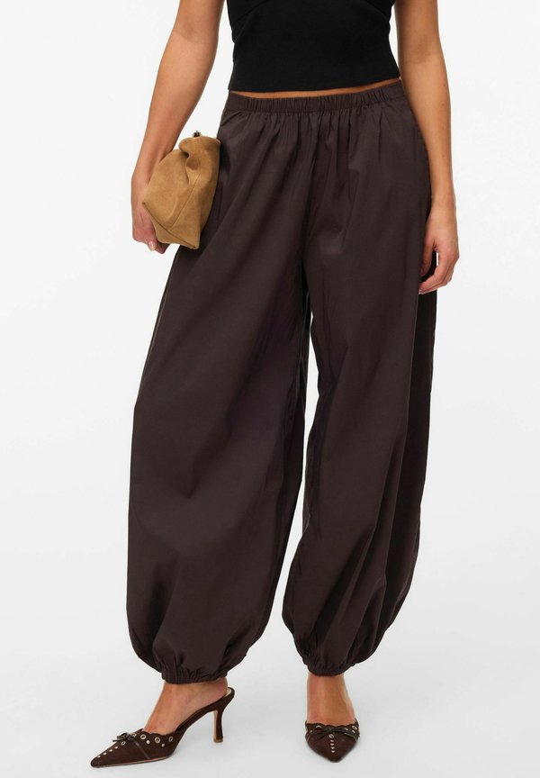 Vero Moda Wide-leg VMLOTUS Mid waist Balloon - Trousers - chocolate torte