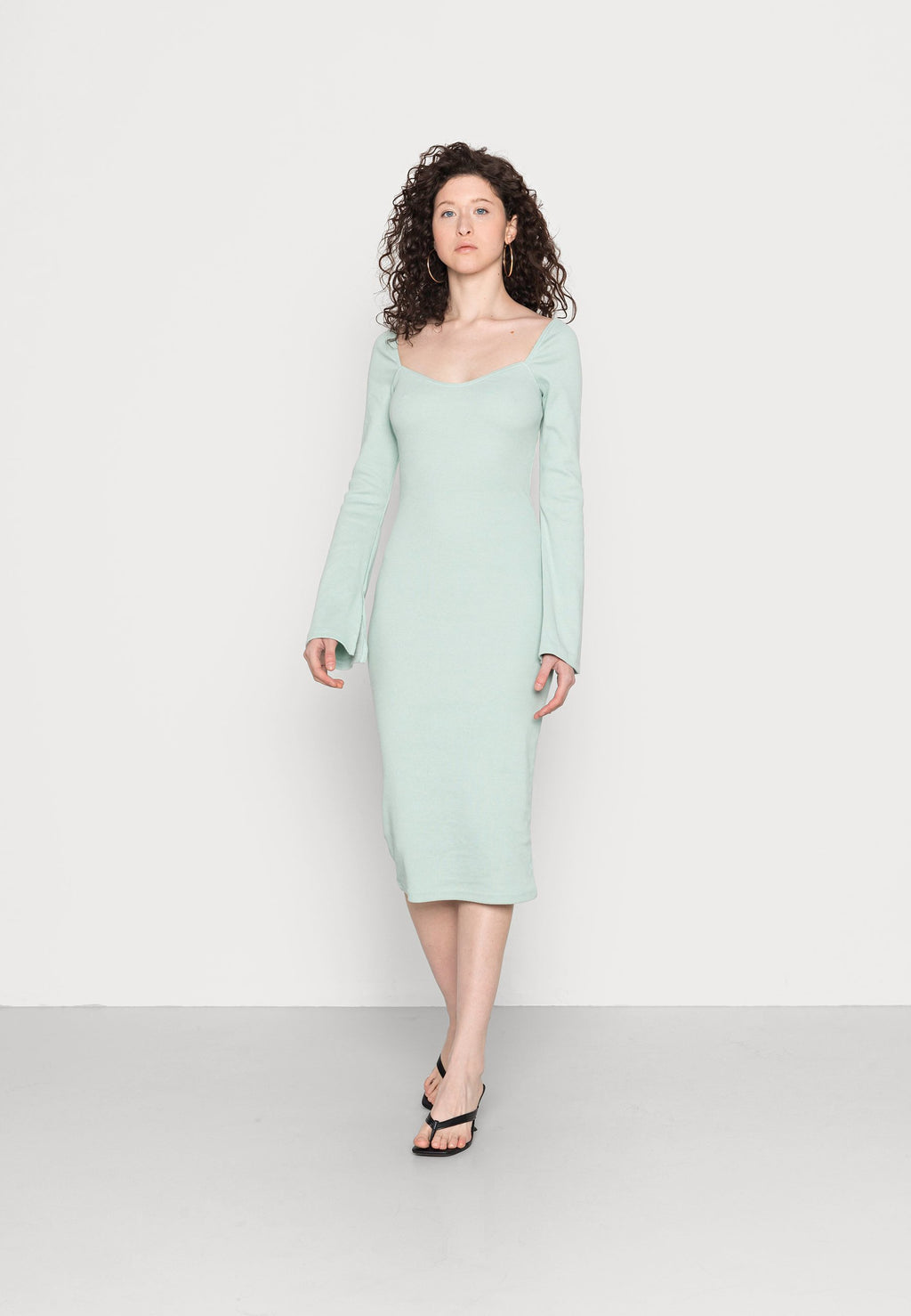 Missguided FLUTE SLEEVE MIDAXI