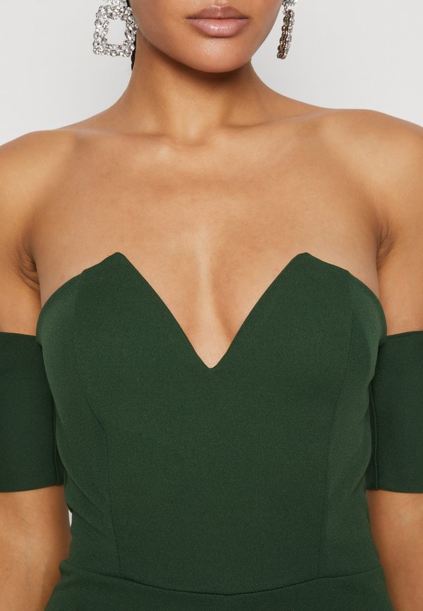 WAL G. DONDA V NECK