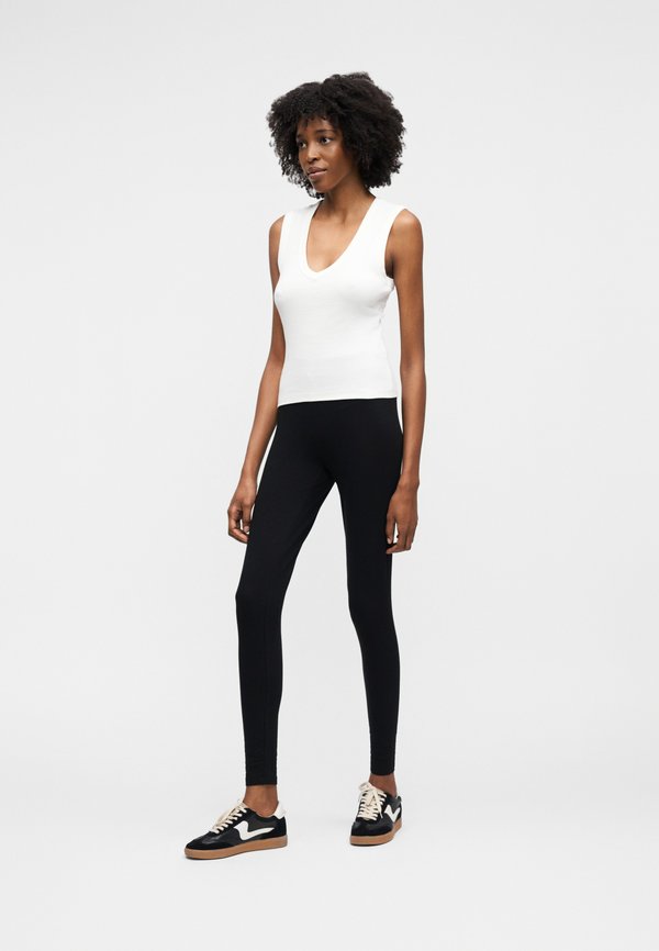 ONLY Tall ONLMILA V NECK 2 PACK