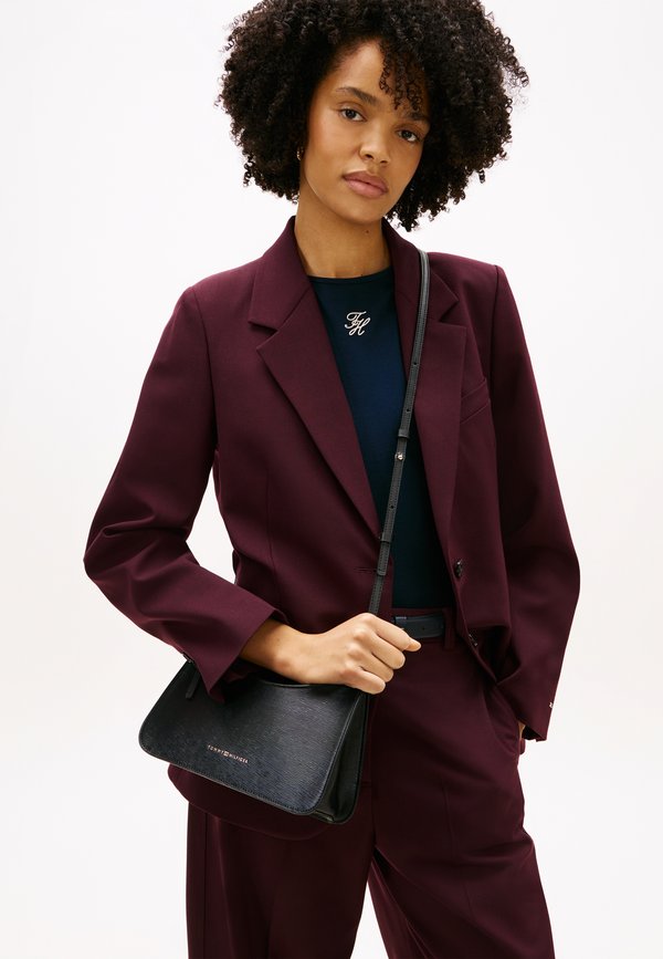 Tommy Hilfiger TH MODERN CROSSOVER - Cross body bag - black