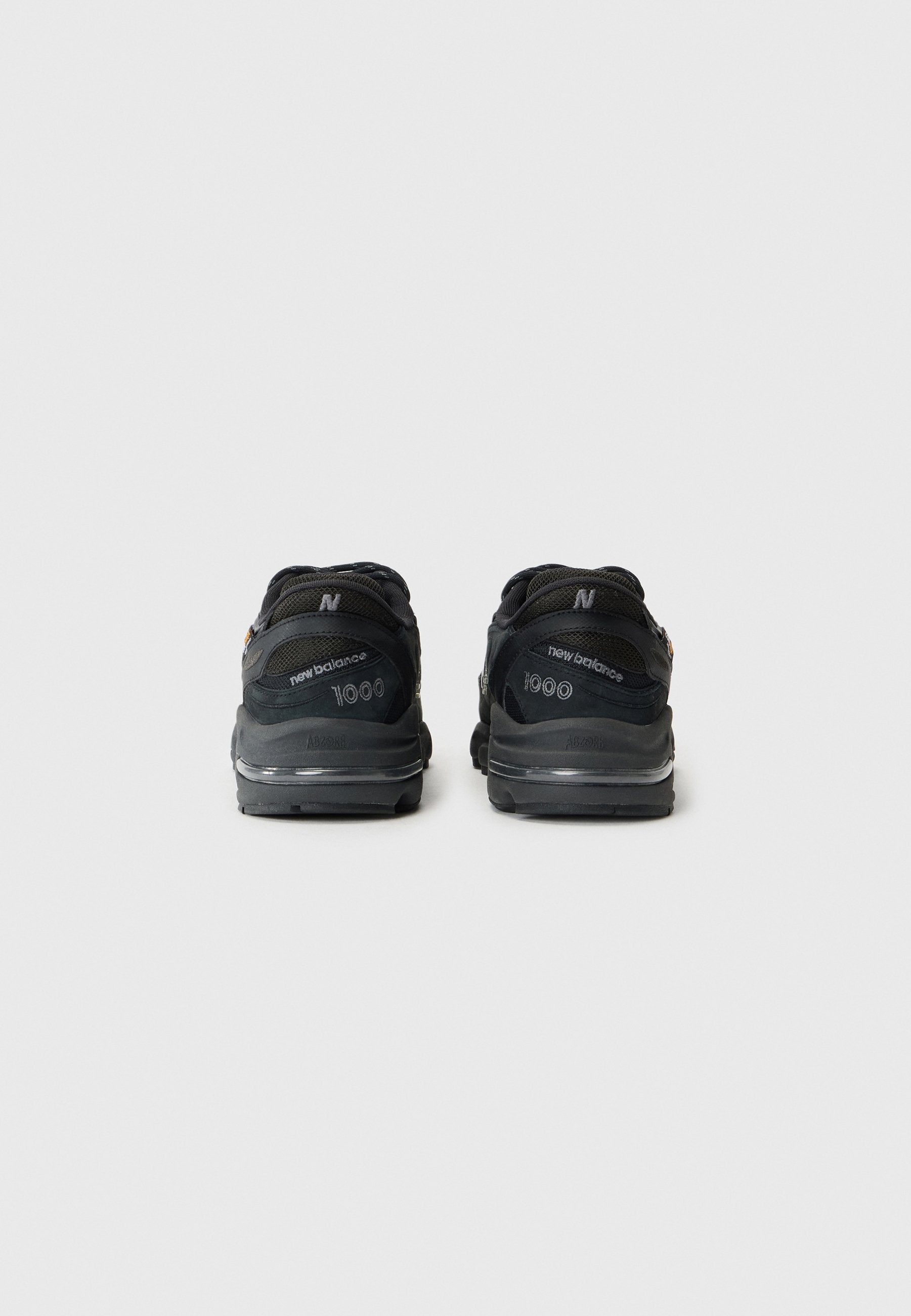 New Balance M1000 UNISEX