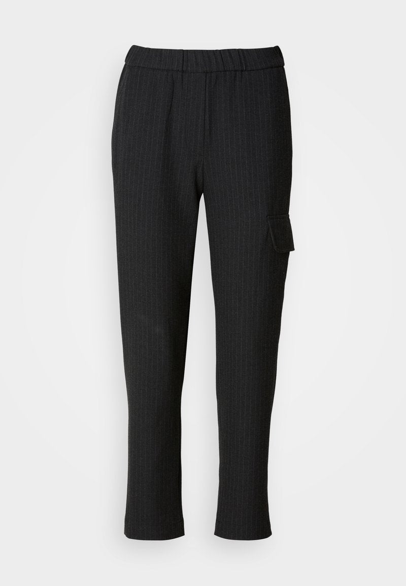 PANTS JOGGER STYLE SLIM FIT ELASTIC WAISTBAND POCKET DETAIL Media 1