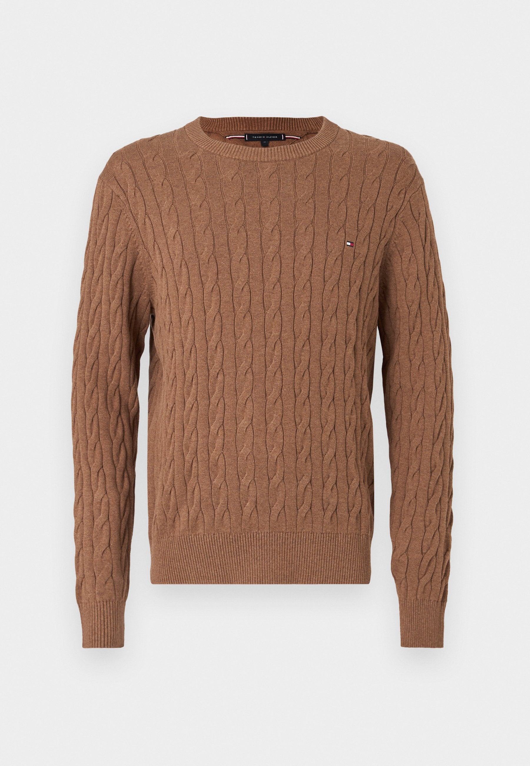 CLASSIC CABLE CREW NECK  ELEVATED ESSENTIALS Media 1