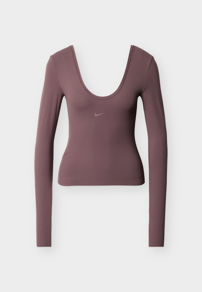 Langarmoberteil aus dunkel mauvefarbenem Stoff mit tiefem Rundhalsausschnitt und einem dezenten Nike-Logo auf der Brust. Glatte Textur, eng anliegendes Design.