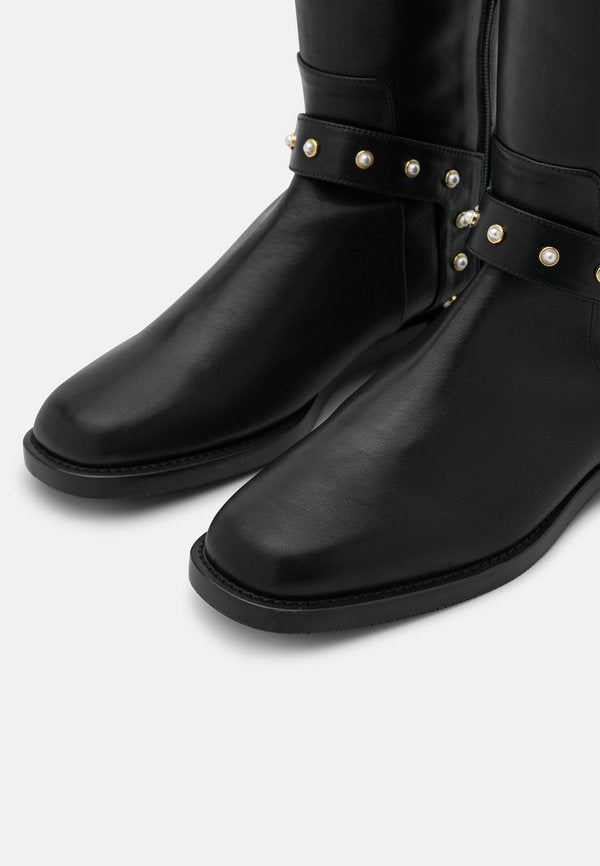 Stuart Weitzman MOTO